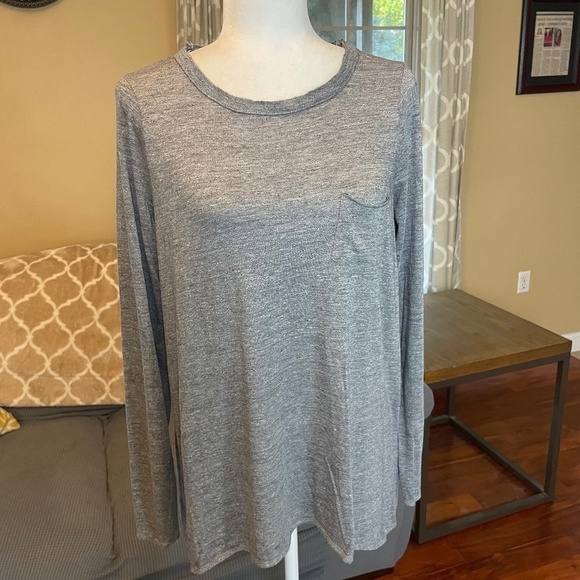 Chaser Long Sleeve Flounce Pocket Tee, Tri-blend Jersey, Streaky Gray, Size M - Picture 5 of 7